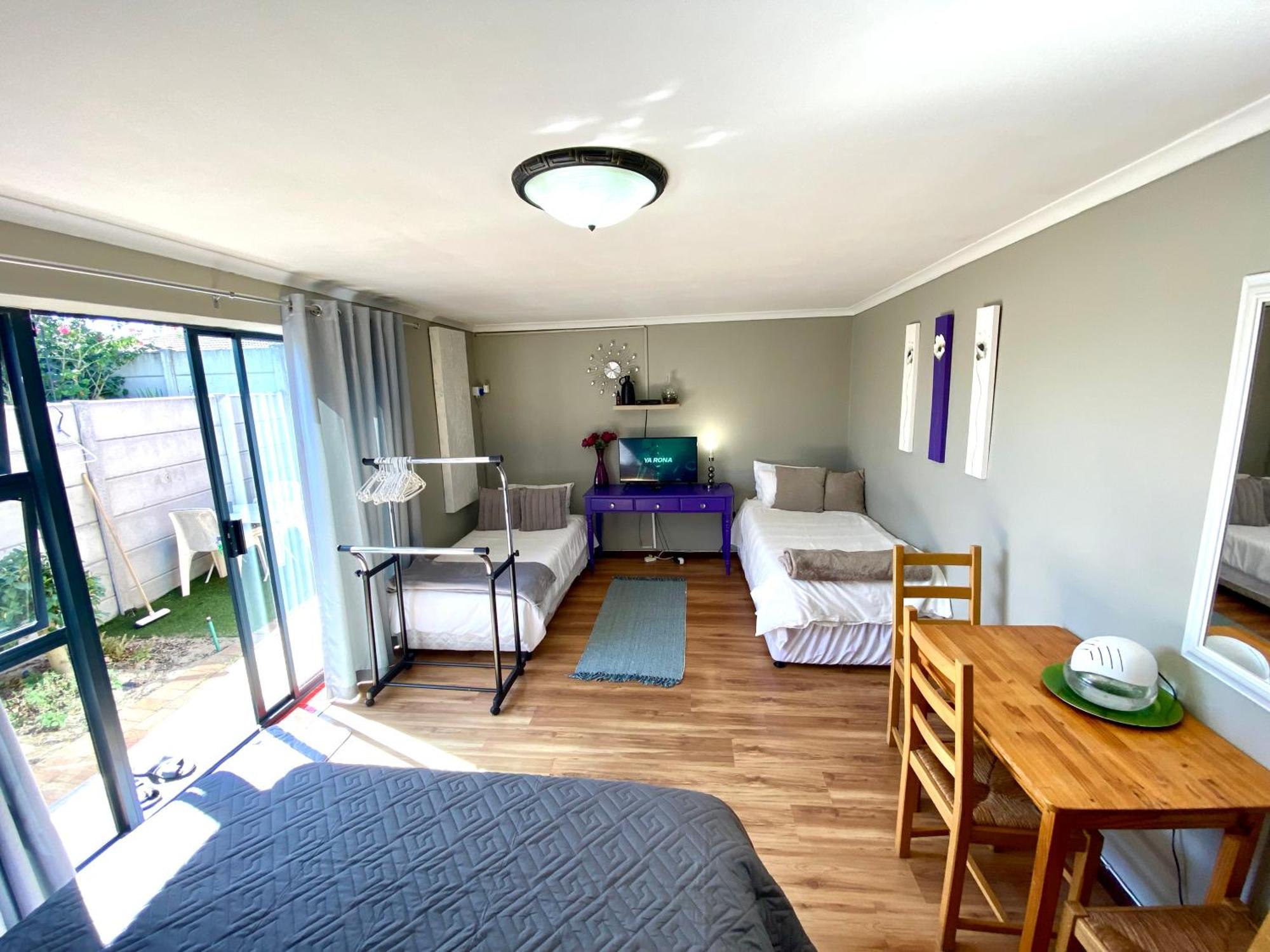 Appartamento Azura Sleep Brackenfell Camera foto